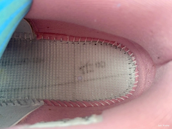 1st Kicks OFF-WHITE PINK JORDAN X 4 0628